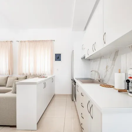 Διαμέρισμα Turtle Cove Cottage, Beachfront *