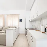 Appartement Turtle Cove Cottage, Beachfront *